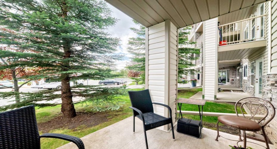 5000 Somervale Court, Calgary, Alberta T2Y4M1, 2 Bedroom Bedrooms, 0 ,1 BathroomBathrooms,Residential,For Sale,Somervale,0,A2322942