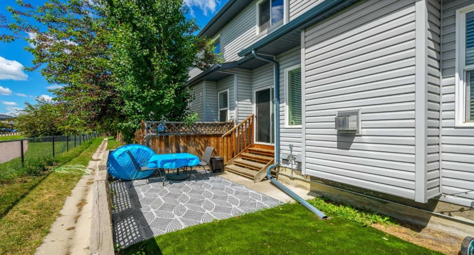 620 Luxstone Landing, Airdrie, Alberta T4B 0B6, 3 Bedroom Bedrooms, 0 ,3 BathroomBathrooms,Residential,For Sale,Luxstone,0,A2323168