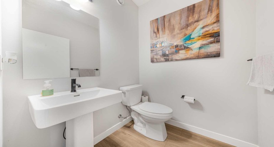 2pc Bathroom