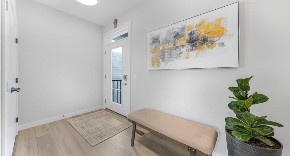 Foyer/Entrance