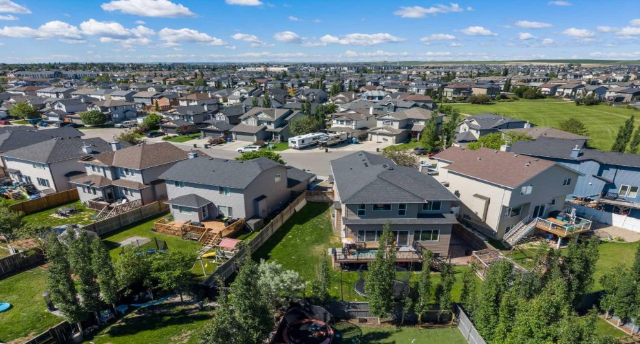 438 Luxstone Green, Airdrie, Alberta T4B 0A5, 5 Bedroom Bedrooms, 0 ,4 BathroomBathrooms,Residential,For Sale,Luxstone,0,A2323771