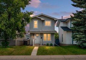 73 Sunvale Crescent, Calgary, Alberta T2X 2R9, 3 Bedroom Bedrooms, 0 ,2 BathroomBathrooms,Residential,For Sale,Sunvale,0,A2324771