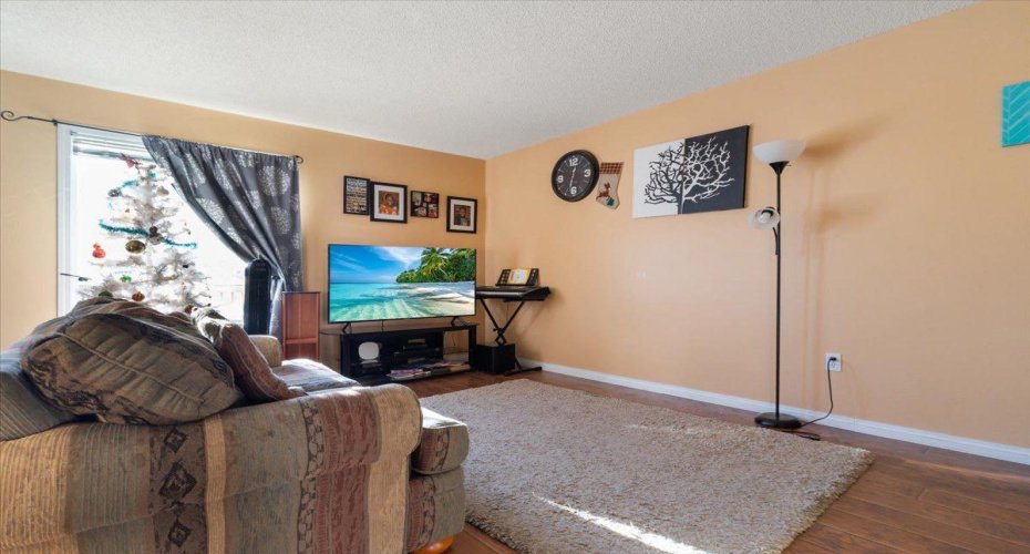9109 112 Avenue, Grande Prairie, Alberta T8X 1K5, 3 Bedroom Bedrooms, 0 ,3 BathroomBathrooms,Residential,For Sale,112,0,A2324956