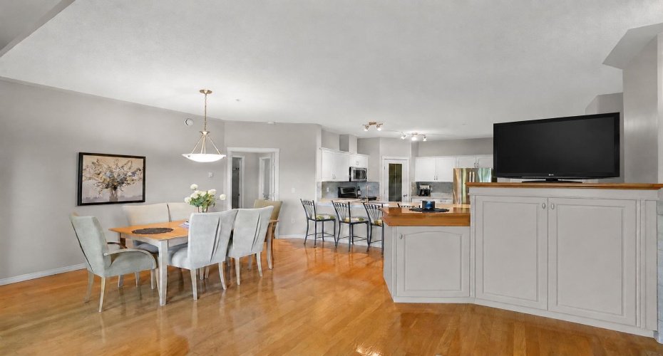 60 Sierra Morena Landing, Calgary, Alberta T3H 5H1, 2 Bedroom Bedrooms, 0 ,2 BathroomBathrooms,Residential,For Sale,Sierra Morena,0,A2325013