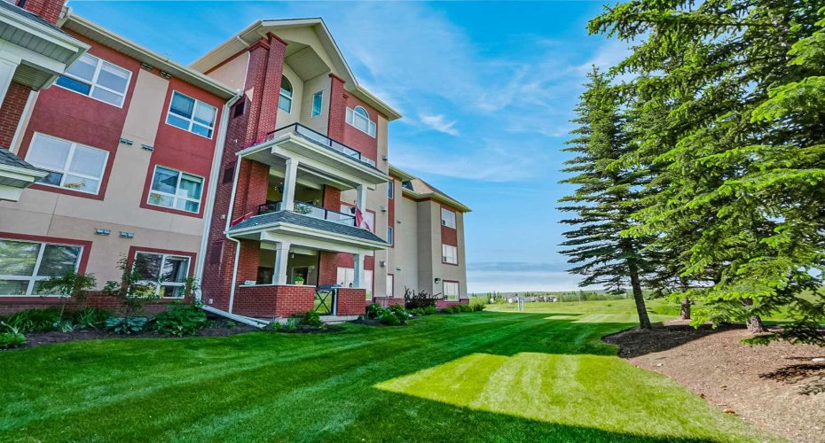 60 Sierra Morena Landing, Calgary, Alberta T3H 5H1, 2 Bedroom Bedrooms, 0 ,2 BathroomBathrooms,Residential,For Sale,Sierra Morena,0,A2325013