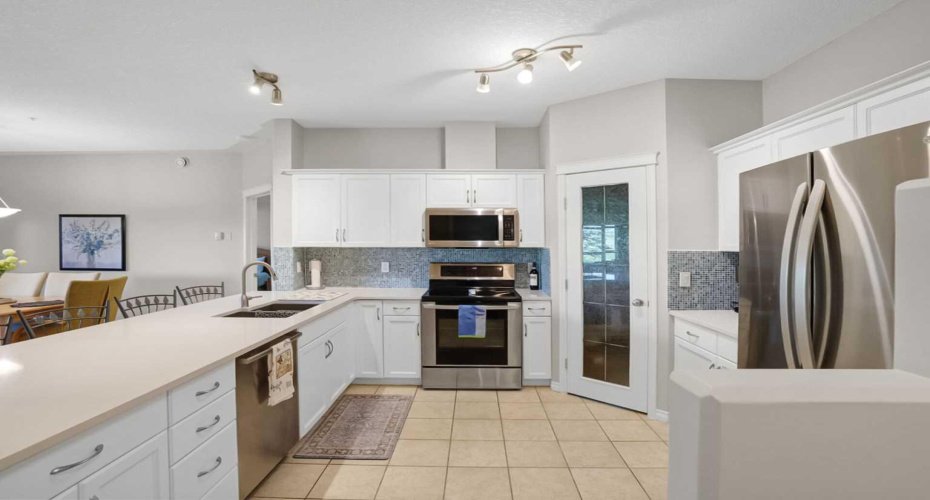 60 Sierra Morena Landing, Calgary, Alberta T3H 5H1, 2 Bedroom Bedrooms, 0 ,2 BathroomBathrooms,Residential,For Sale,Sierra Morena,0,A2325013