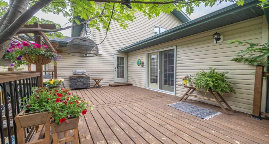 111-5241 Township Road 325A, Sundre, Alberta T0M1X0, 5 Bedroom Bedrooms, 0 ,4 BathroomBathrooms,Residential,For Sale,Township Road 325A,0,A2325081