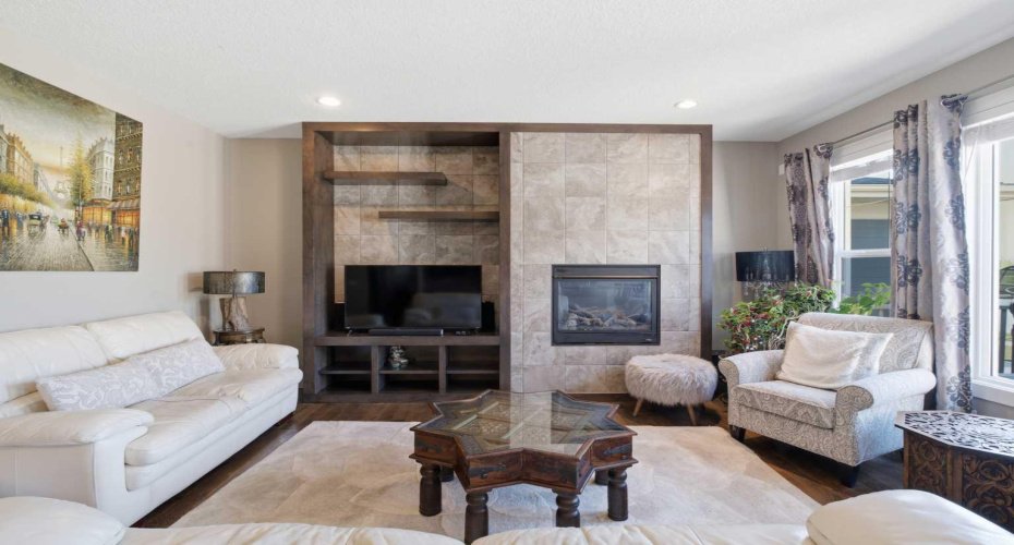 11 MARQUIS Crescent, Calgary, Alberta T3M 1X9, 5 Bedroom Bedrooms, 0 ,4 BathroomBathrooms,Residential,For Sale,MARQUIS,0,A2325161