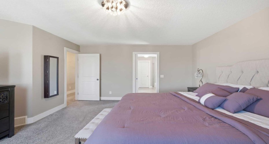 11 MARQUIS Crescent, Calgary, Alberta T3M 1X9, 5 Bedroom Bedrooms, 0 ,4 BathroomBathrooms,Residential,For Sale,MARQUIS,0,A2325161