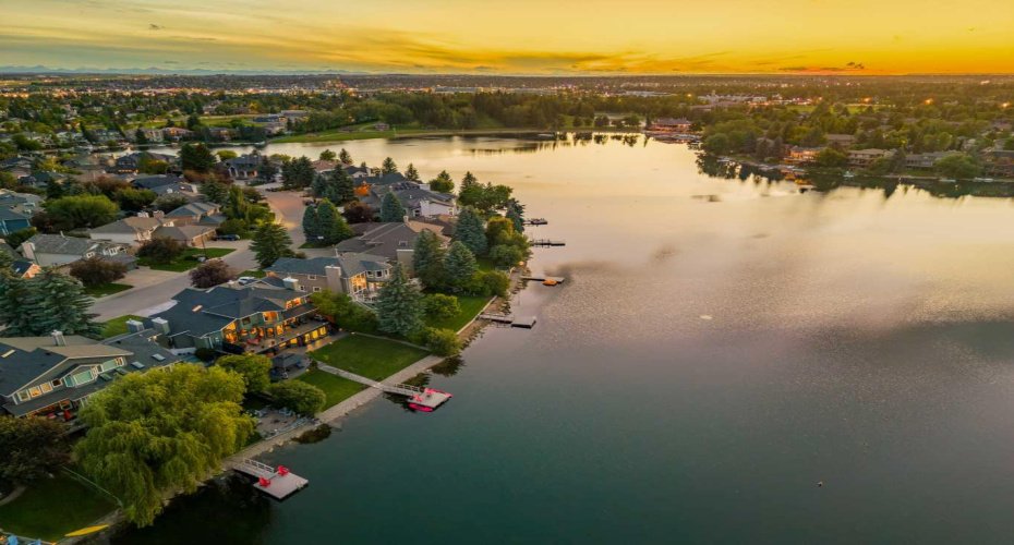 Lakefront  Living