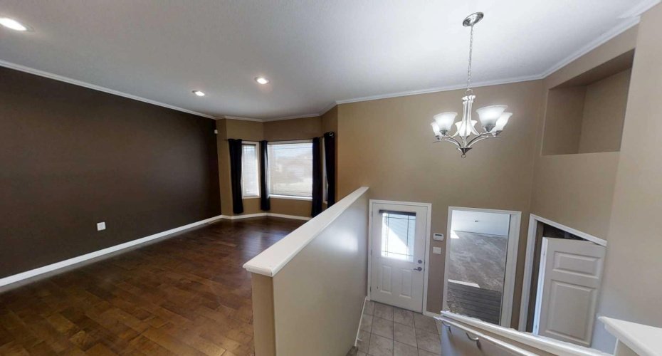 7613 114 Street, Grande Prairie, Alberta T8W0G3, 5 Bedroom Bedrooms, 0 ,3 BathroomBathrooms,Residential,For Sale,114,0,A2325489