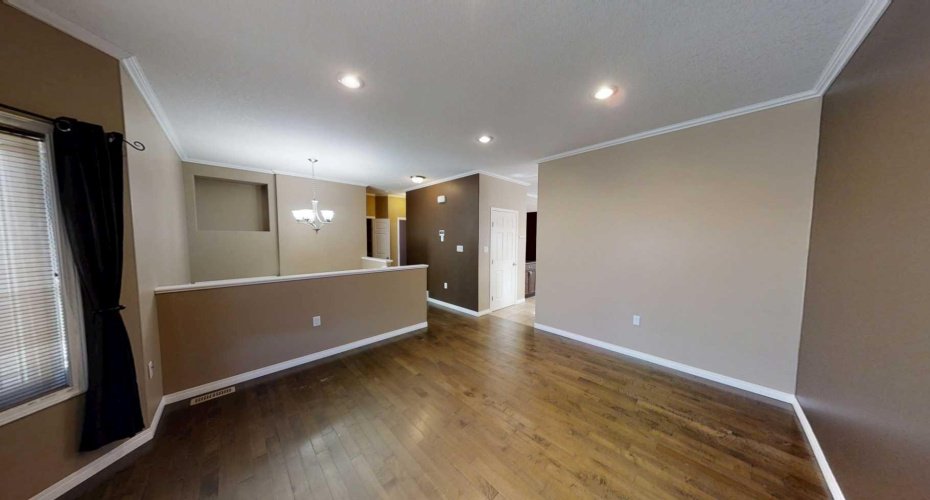 7613 114 Street, Grande Prairie, Alberta T8W0G3, 5 Bedroom Bedrooms, 0 ,3 BathroomBathrooms,Residential,For Sale,114,0,A2325489
