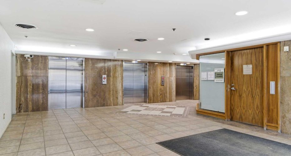 221 6 Avenue, Calgary, Alberta T2G 4Z9, 1 Bedroom Bedrooms, 0 ,1 BathroomBathrooms,Residential,For Sale,6,0,A2325507