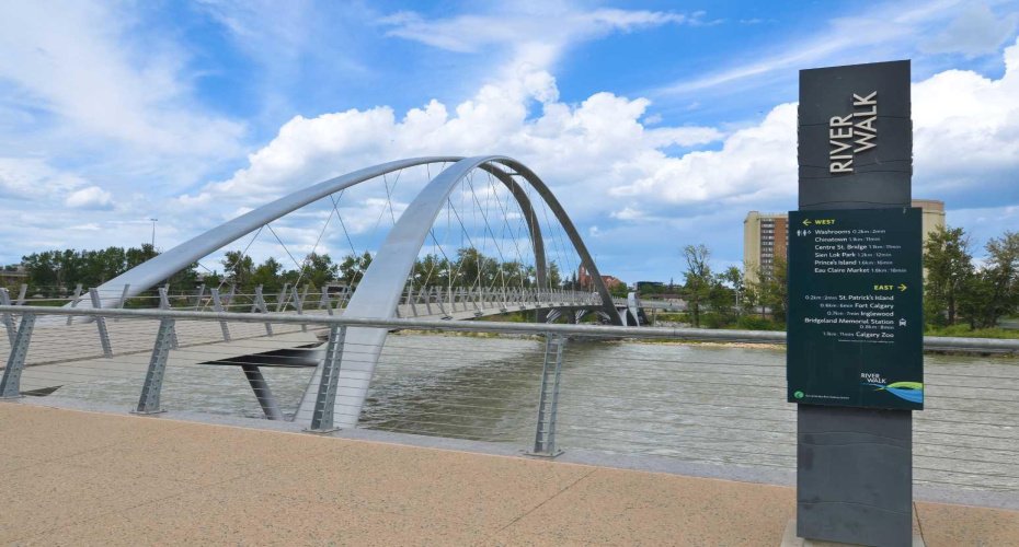 221 6 Avenue, Calgary, Alberta T2G 4Z9, 1 Bedroom Bedrooms, 0 ,1 BathroomBathrooms,Residential,For Sale,6,0,A2325507