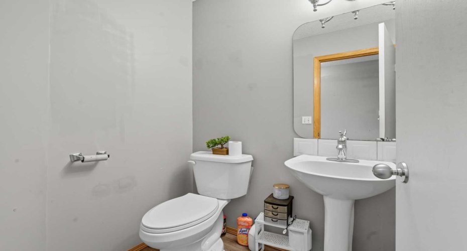 141 Saratoga Close, Calgary, Alberta T1Y 7A1, 3 Bedroom Bedrooms, 0 ,2 BathroomBathrooms,Residential,For Sale,Saratoga,0,A2325534