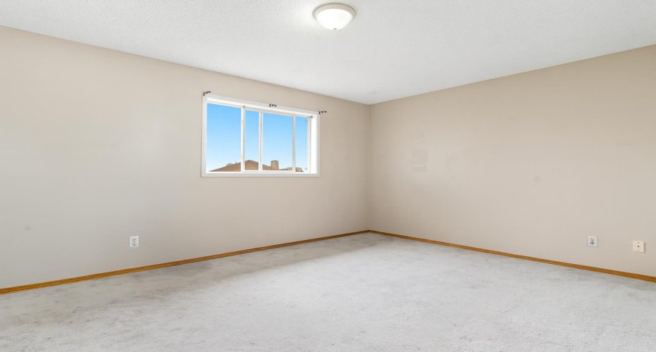 141 Saratoga Close, Calgary, Alberta T1Y 7A1, 3 Bedroom Bedrooms, 0 ,2 BathroomBathrooms,Residential,For Sale,Saratoga,0,A2325534