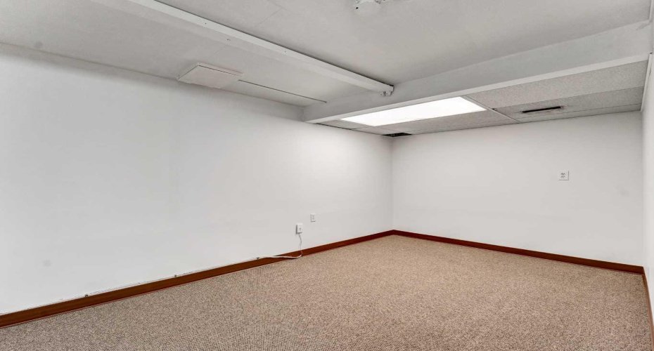 622 3 Street, Medicine Hat, Alberta T1A7G6, 0 , 0 ,0,Commercial,For Lease,3,0,A2325624