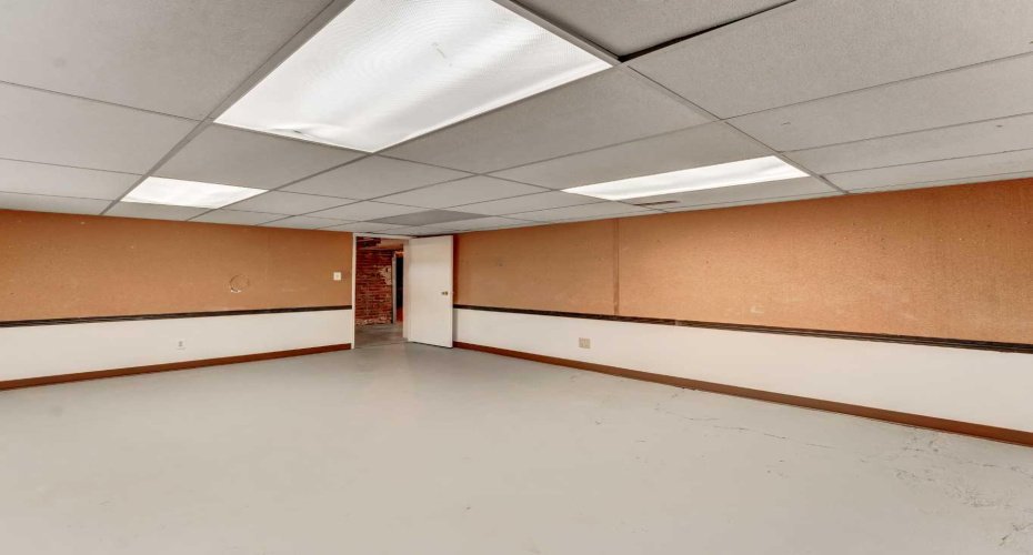 622 3 Street, Medicine Hat, Alberta T1A7G6, 0 , 0 ,0,Commercial,For Lease,3,0,A2325624