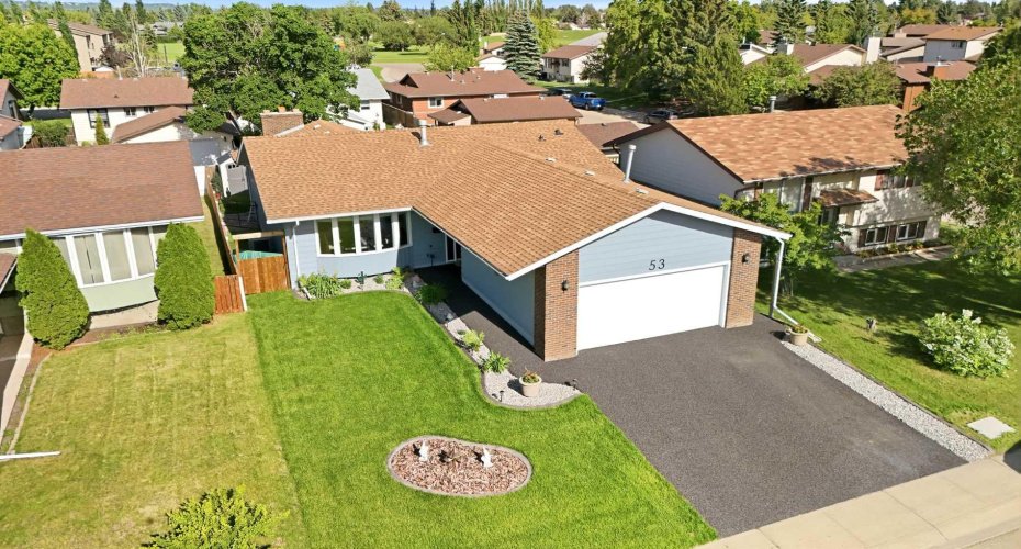 53 Card Crescent, Red Deer, Alberta T4P 2E2, 5 Bedroom Bedrooms, 0 ,3 BathroomBathrooms,Residential,For Sale,Card,0,A2326243