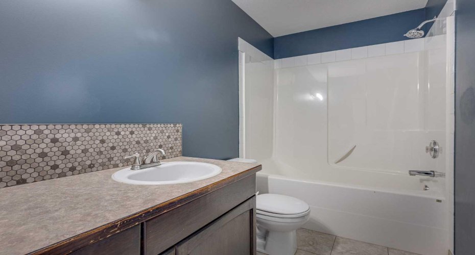 17 Stanford Boulevard, Blackfalds, Alberta T0M 0J0, 3 Bedroom Bedrooms, 0 ,3 BathroomBathrooms,Residential,For Sale,Stanford,0,A2326358
