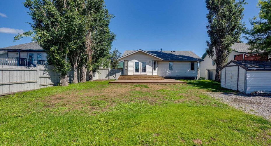 17 Stanford Boulevard, Blackfalds, Alberta T0M 0J0, 3 Bedroom Bedrooms, 0 ,3 BathroomBathrooms,Residential,For Sale,Stanford,0,A2326358