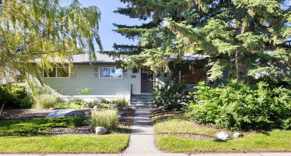 69 Winslow Crescent, Calgary, Alberta T3C 2R3, 5 Bedroom Bedrooms, 0 ,3 BathroomBathrooms,Residential,For Sale,Winslow,0,A2326413