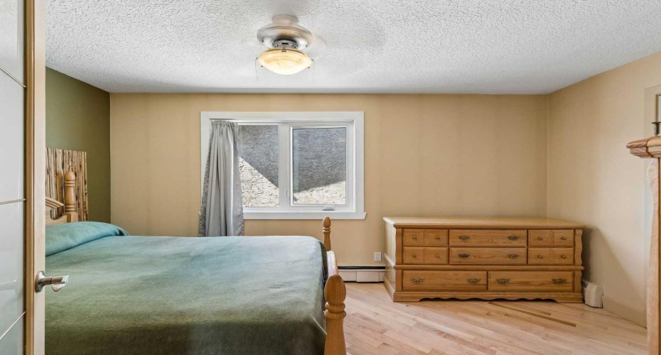 712 4 Street, Calgary, Alberta T2E 3S8, 1 Bedroom Bedrooms, 0 ,1 BathroomBathrooms,Residential,For Sale,4,0,A2326543
