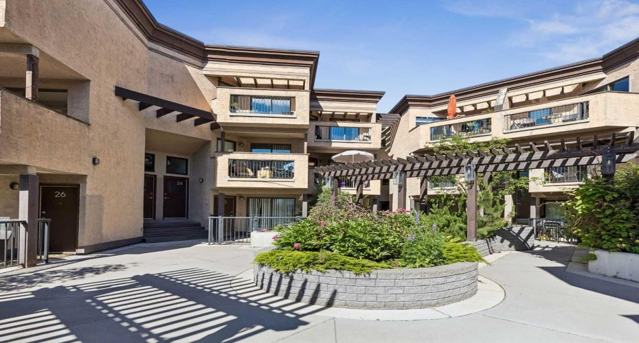 712 4 Street, Calgary, Alberta T2E 3S8, 1 Bedroom Bedrooms, 0 ,1 BathroomBathrooms,Residential,For Sale,4,0,A2326543