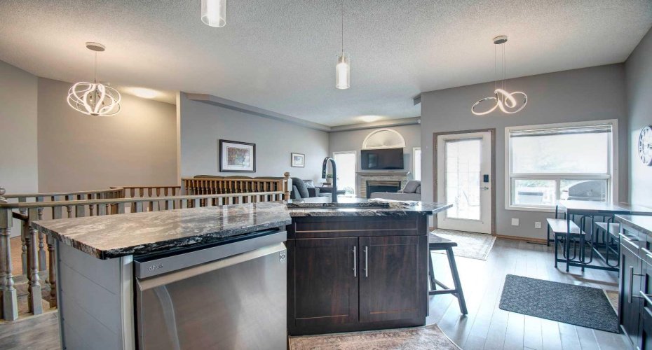 2391 Morris Crescent, Airdrie, Alberta T4A2B6, 3 Bedroom Bedrooms, 0 ,3 BathroomBathrooms,Residential,For Sale,Morris,0,A2326555