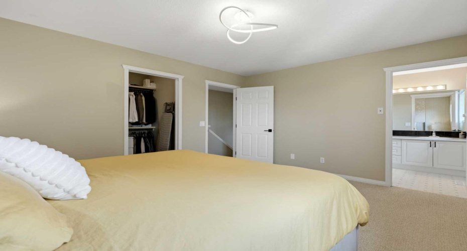 15 Silver Springs Way, Airdrie, Alberta T4B2W1, 2 Bedroom Bedrooms, 0 ,3 BathroomBathrooms,Residential,For Sale,Silver Springs,0,A2326645