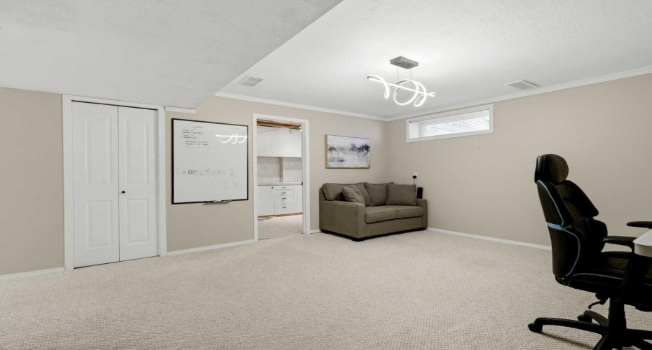 15 Silver Springs Way, Airdrie, Alberta T4B2W1, 2 Bedroom Bedrooms, 0 ,3 BathroomBathrooms,Residential,For Sale,Silver Springs,0,A2326645