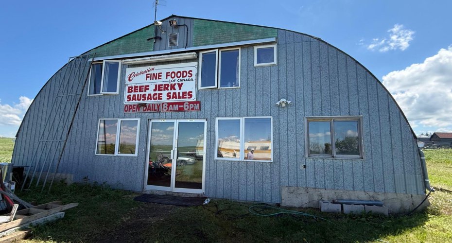 171076 9 Highway, Rural Starland County, Alberta T0J0T0, 4 Bedroom Bedrooms, 0 ,2 BathroomBathrooms,Residential,For Sale,9,0,A2326770