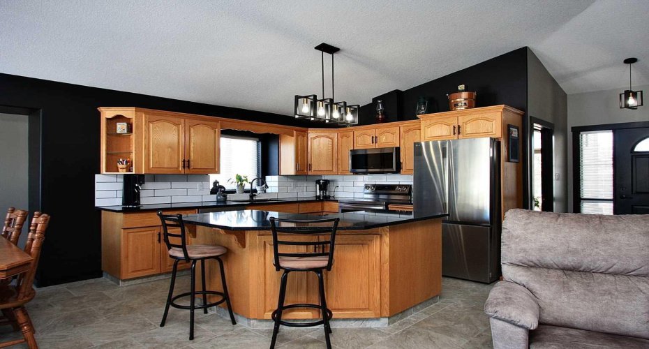 310B Edgewood Close, Camrose, Alberta T4V4P9, 3 Bedroom Bedrooms, 0 ,2 BathroomBathrooms,Residential,For Sale,Edgewood,0,A2326775