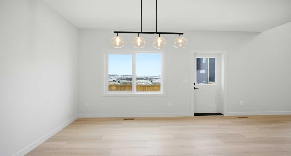 50 Waterford Mews, Chestermere, Alberta T1X 3B6, 4 Bedrooms Bedrooms, ,3 BathroomsBathrooms,Residential,For Sale,Waterford,A2326786