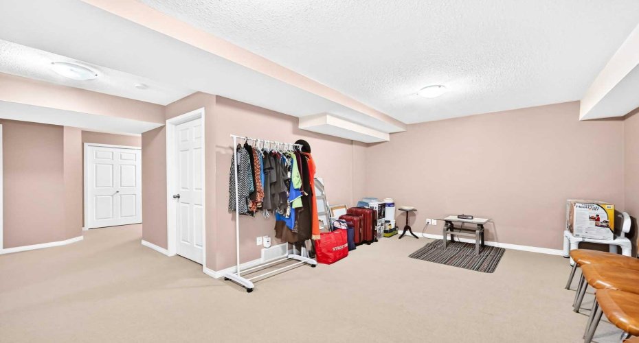 111 Tarawood Lane, Calgary, Alberta T3J 0C1, 3 Bedroom Bedrooms, 0 ,3 BathroomBathrooms,Residential,For Sale,Tarawood,0,A2326825