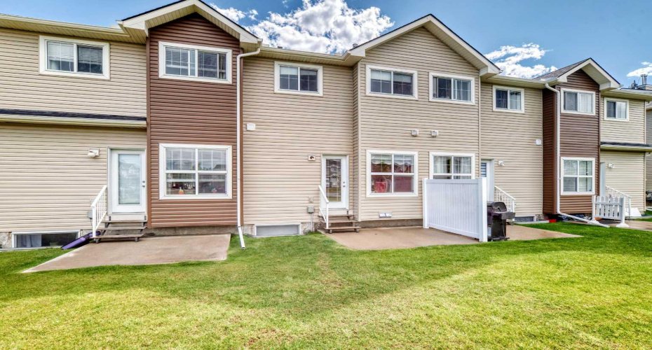 111 Tarawood Lane, Calgary, Alberta T3J 0C1, 3 Bedroom Bedrooms, 0 ,3 BathroomBathrooms,Residential,For Sale,Tarawood,0,A2326825
