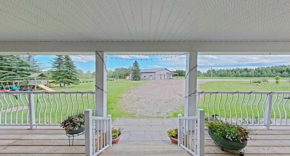 400043 Range Road 6-4, Rural Clearwater County, Alberta T4T 1B7, 4 Bedroom Bedrooms, 0 ,3 BathroomBathrooms,Agri-business,For Sale,Range Road 6-4,0,A2326830