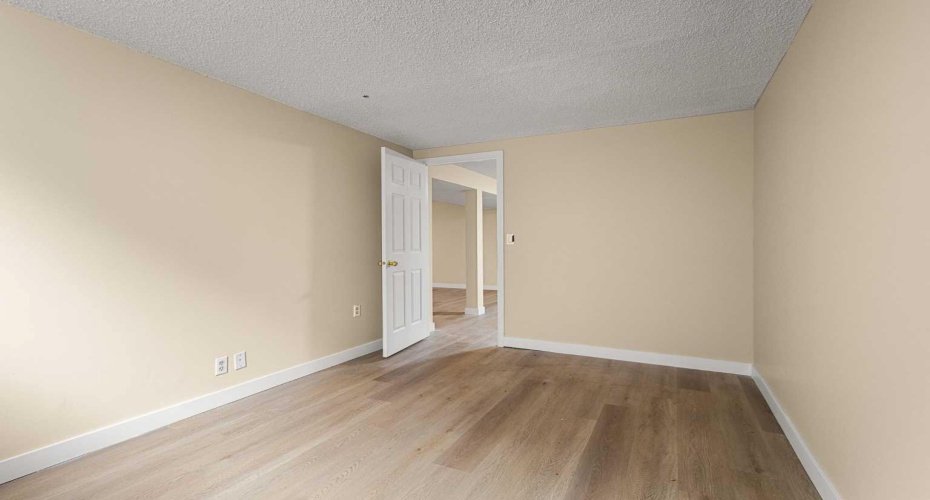 268 Madeira Place, Calgary, Alberta T2A5T1, 5 Bedroom Bedrooms, 0 ,2 BathroomBathrooms,Residential,For Sale,Madeira,0,A2326897