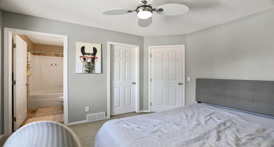 275 Everstone Drive, Calgary, Alberta T2Y 4v2, 2 Bedroom Bedrooms, 0 ,3 BathroomBathrooms,Residential,For Sale,Everstone,0,A2326916