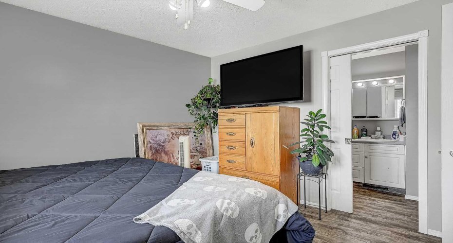 9748 123 Avenue, Grande Prairie, Alberta T8V7K9, 3 Bedroom Bedrooms, 0 ,2 BathroomBathrooms,Residential,For Sale,123,0,A2326950