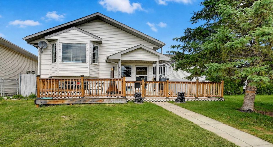 9748 123 Avenue, Grande Prairie, Alberta T8V7K9, 3 Bedroom Bedrooms, 0 ,2 BathroomBathrooms,Residential,For Sale,123,0,A2326950