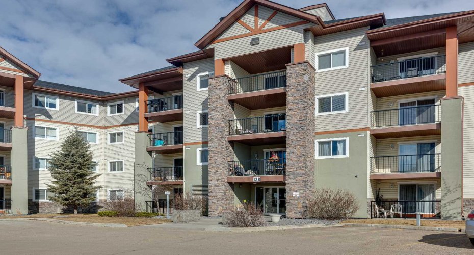 12B Ironside Street, Red Deer, Alberta T4R 3R6, 2 Bedroom Bedrooms, 0 ,1 BathroomBathrooms,Residential,For Sale,Ironside,0,A2310781