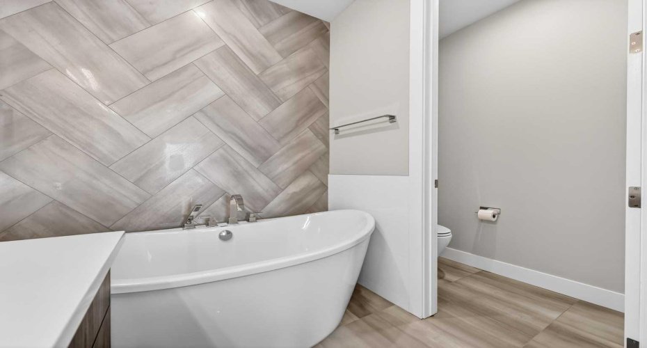 275 Lebel Crescent, Calgary, Alberta T3B 6L5, 2 Bedroom Bedrooms, 0 ,2 BathroomBathrooms,Residential,For Sale,Lebel,0,A2318825