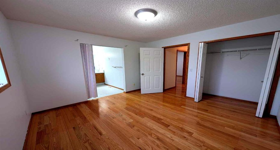Primary Bedroom-2