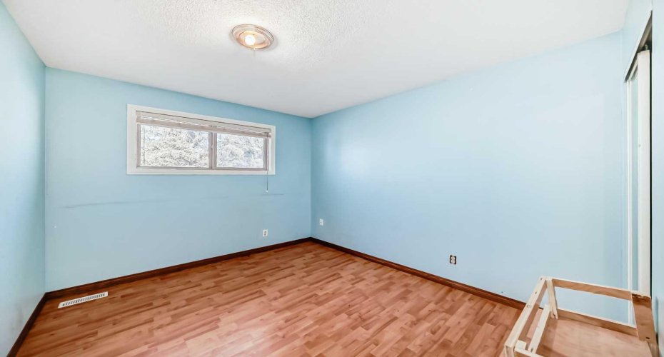 284211 Township Road 252, Rural Rocky View County, Alberta T1Z 0M7, 4 Bedroom Bedrooms, 0 ,3 BathroomBathrooms,Residential,For Sale,Township Road 252,0,A2327497