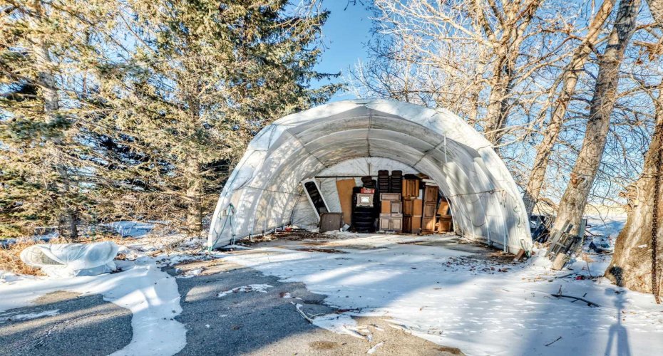 284211 Township Road 252, Rural Rocky View County, Alberta T1Z 0M7, 4 Bedroom Bedrooms, 0 ,3 BathroomBathrooms,Residential,For Sale,Township Road 252,0,A2327497