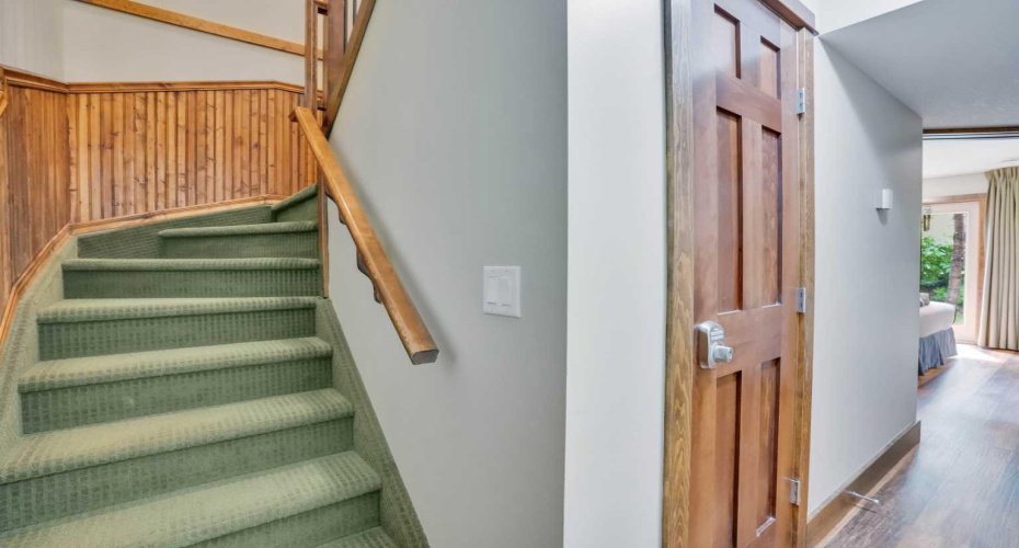 121 Kananaskis Way, Canmore, Alberta T1W 2X2, 2 Bedroom Bedrooms, 0 ,3 BathroomBathrooms,Residential,For Sale,Kananaskis Way,0,A2286564