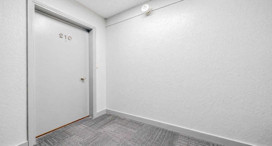 663 12 Street, Medicine Hat, Alberta T1A7M1, 2 Bedroom Bedrooms, 0 ,1 BathroomBathrooms,Residential,For Sale,12,0,A2302258