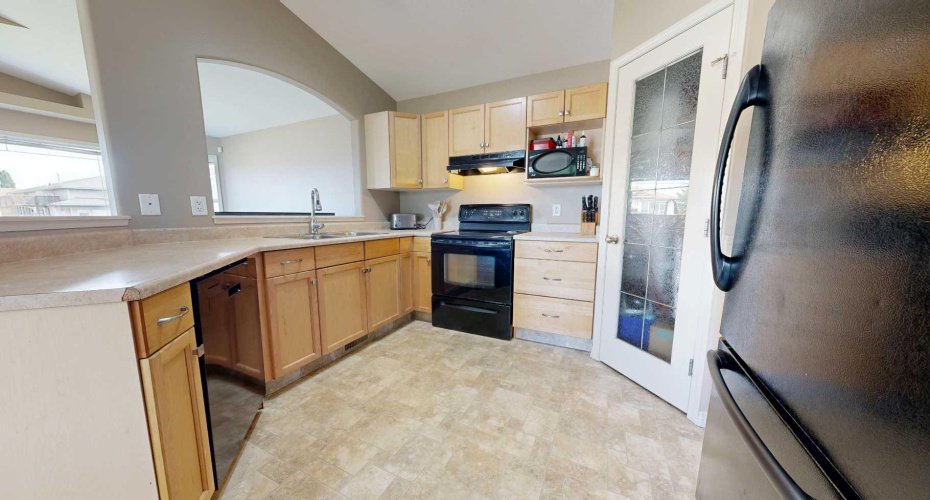 8941 70 Avenue, Grande Prairie, Alberta T8X 0C1, 4 Bedroom Bedrooms, 0 ,2 BathroomBathrooms,Residential,For Sale,70,0,A2302650