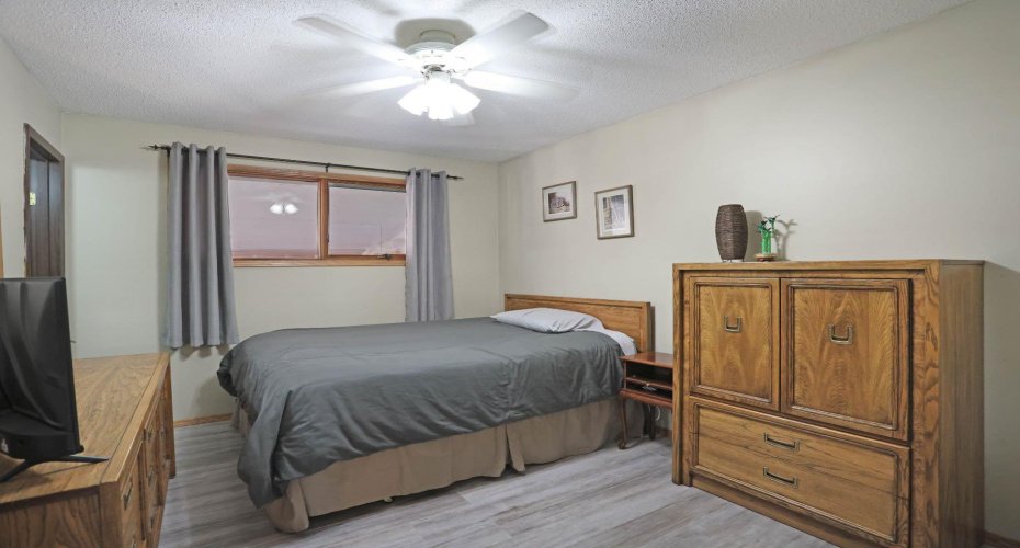59 Greenbrook Drive, Brooks, Alberta T1R 0J6, 4 Bedroom Bedrooms, 0 ,3 BathroomBathrooms,Residential,For Sale,Greenbrook,0,A2309786